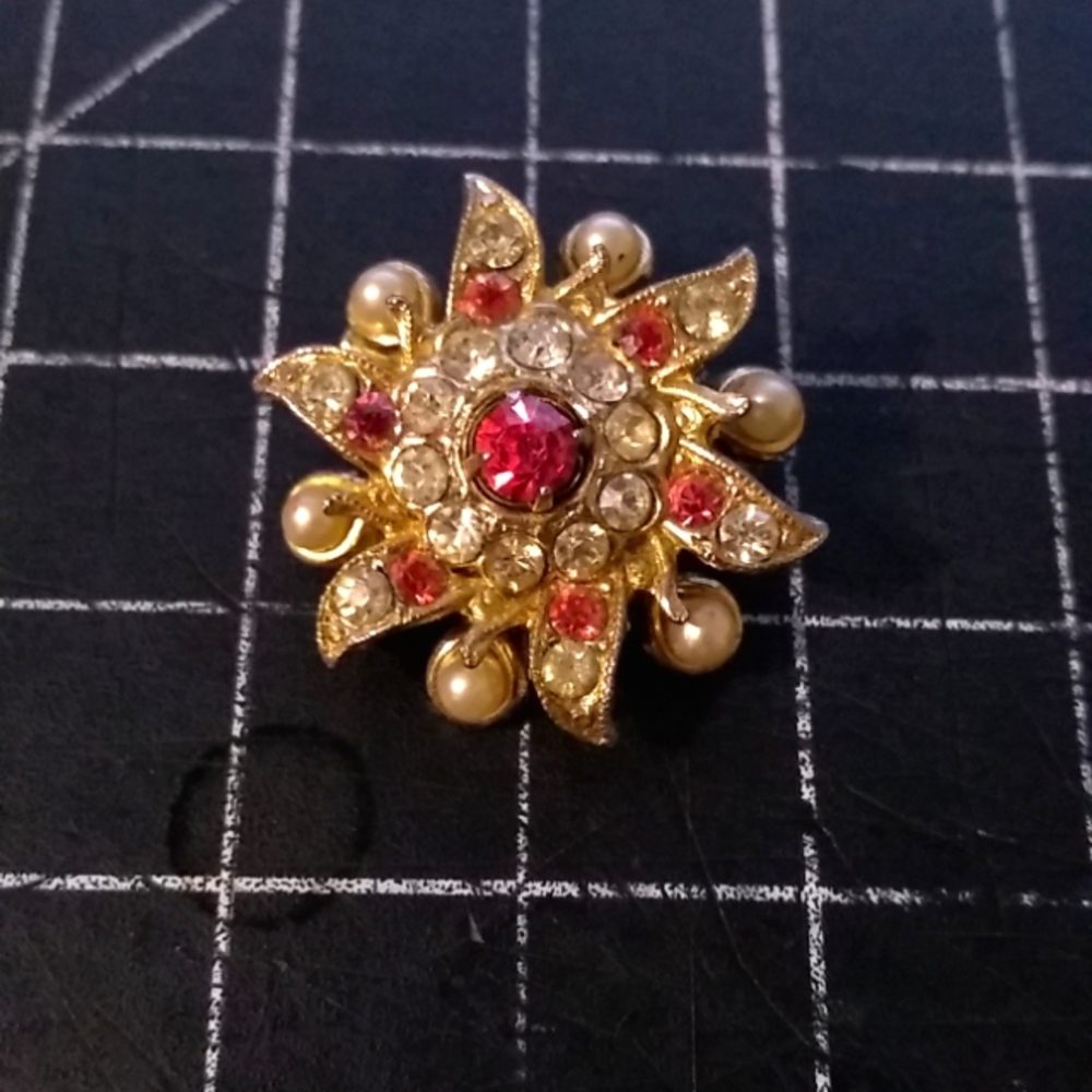 Vintage Coro Flower Brooch, Red & White Rhinestones, Pearls, Gold Toned,…